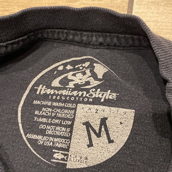 Hawaiian Style Guitar Tee Size M - Picture 5 of 5